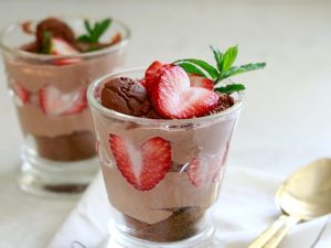 Chocolate Strawberry Pudding