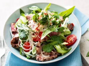 Asian Beef Noodles Salad