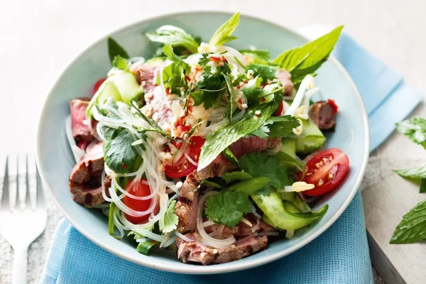 Asian Beef Noodles Salad